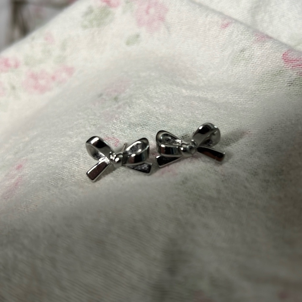 Kate Spade silver bow earrings